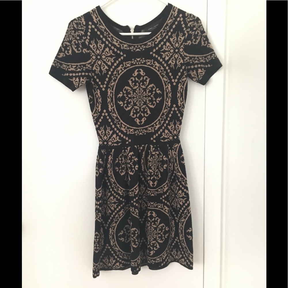 Knit-fabric dress